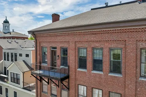 163 Water Street Exeter NH 03833