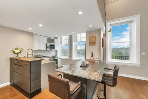 163 Water Street Exeter NH 03833