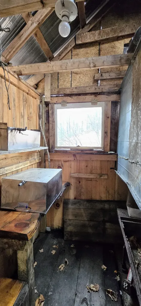 681 Phillips Road Glover VT 05875