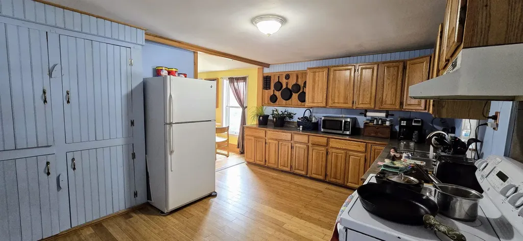 681 Phillips Road Glover VT 05875