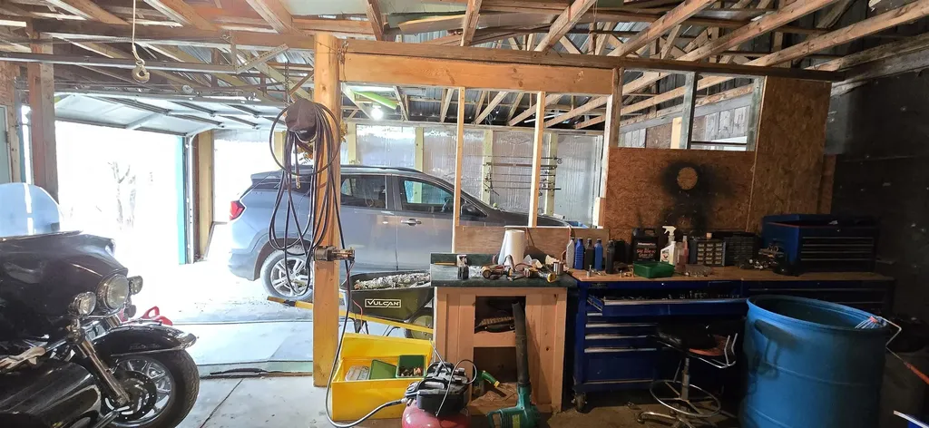 681 Phillips Road Glover VT 05875