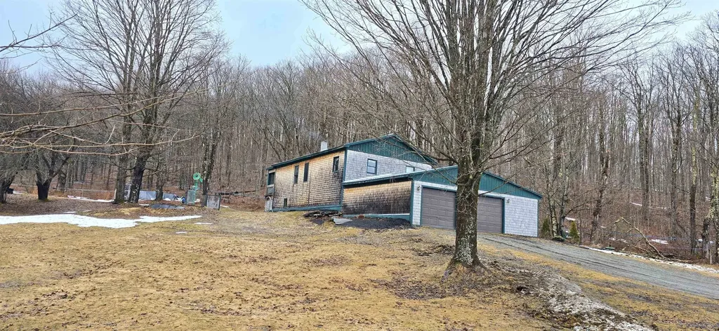 681 Phillips Road Glover VT 05875