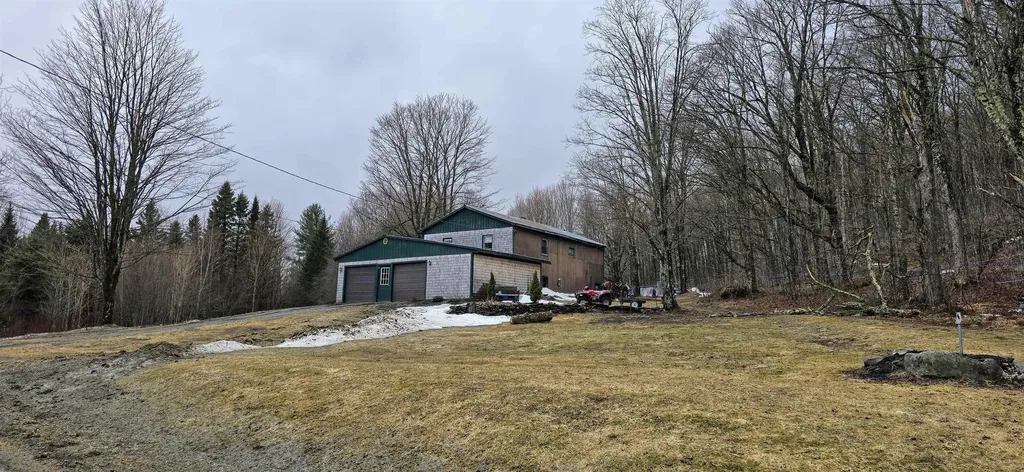 681 Phillips Road Glover VT 05875