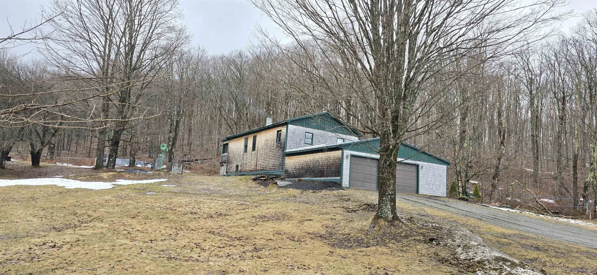 681 Phillips Road Glover VT 05875