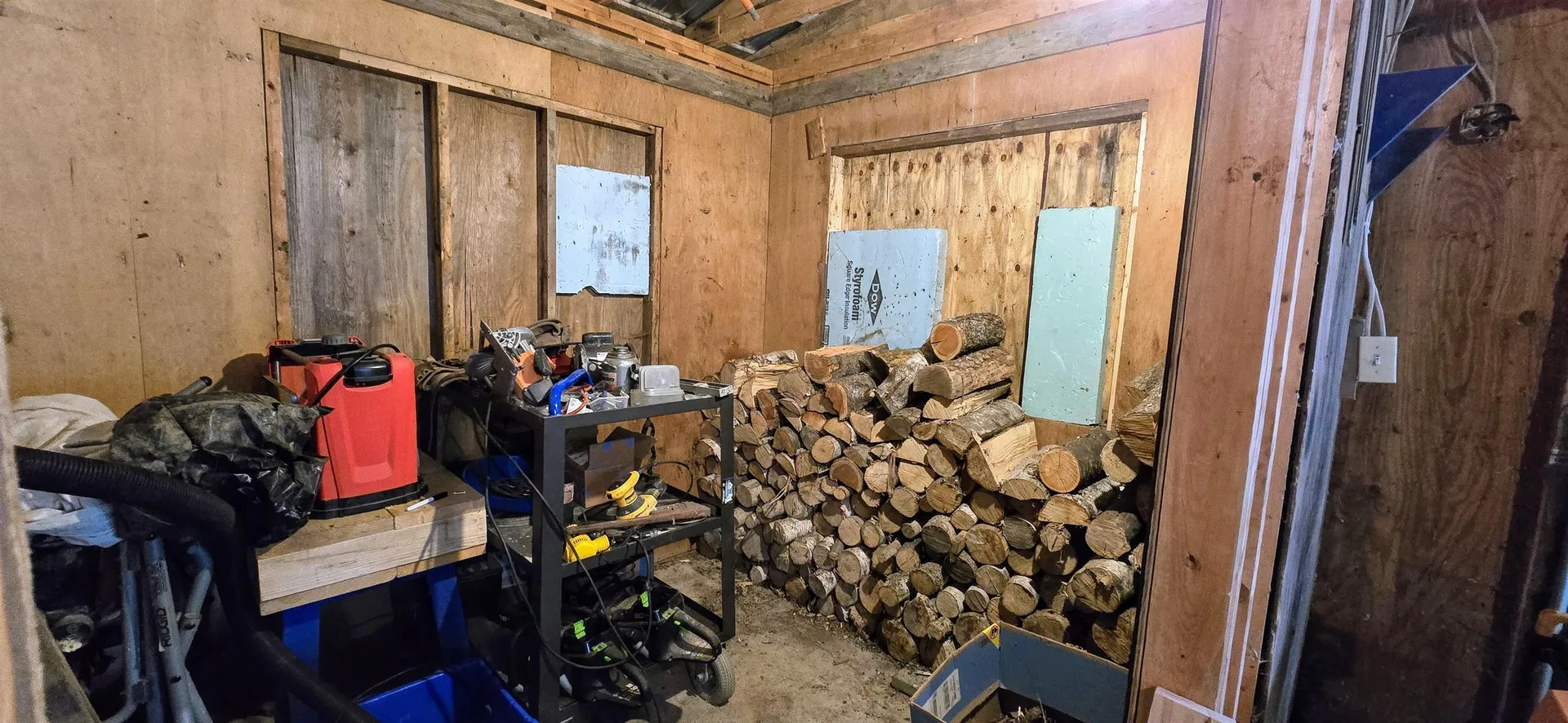 681 Phillips Road Glover VT 05875