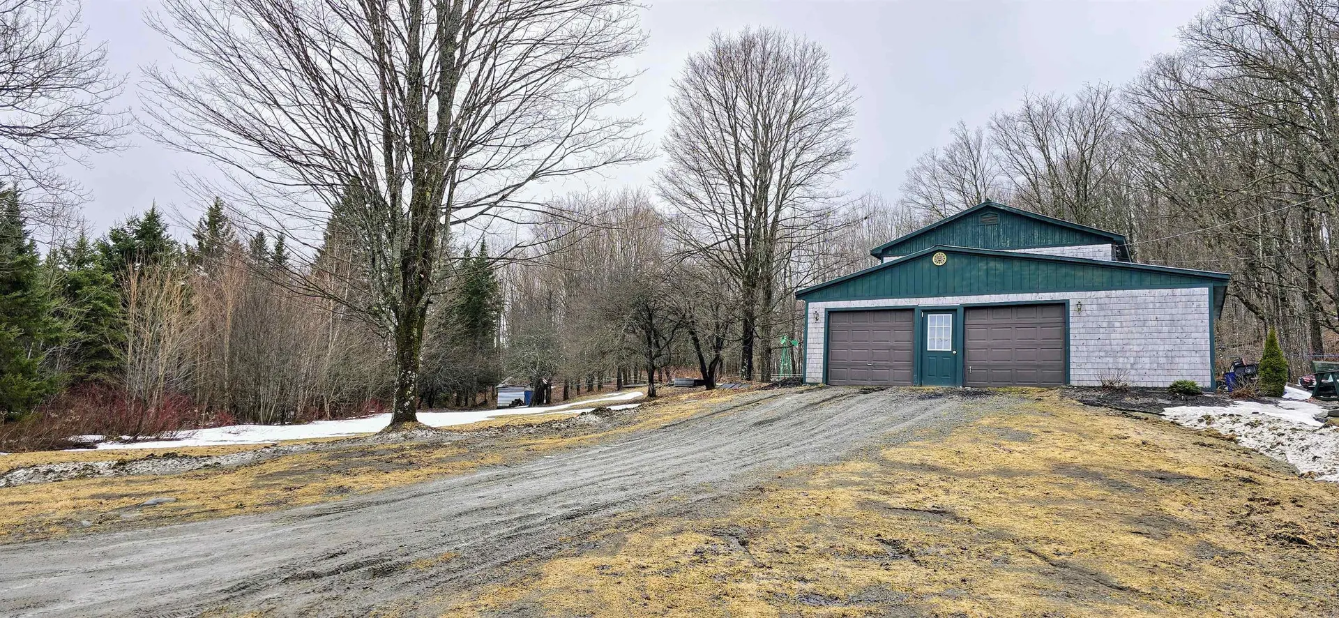 681 Phillips Road Glover VT 05875