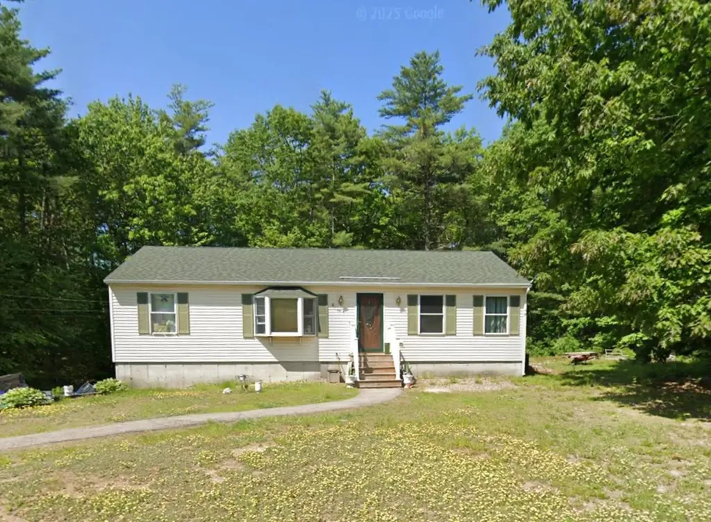 34 Darby Lane Rochester NH 03839