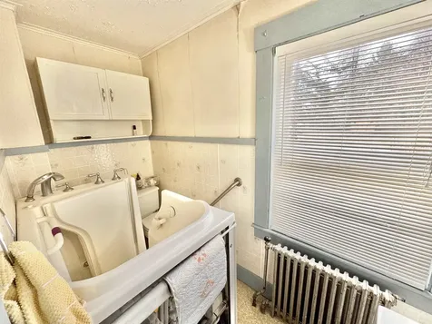 164 Old Brattleboro Road Hinsdale NH 03451