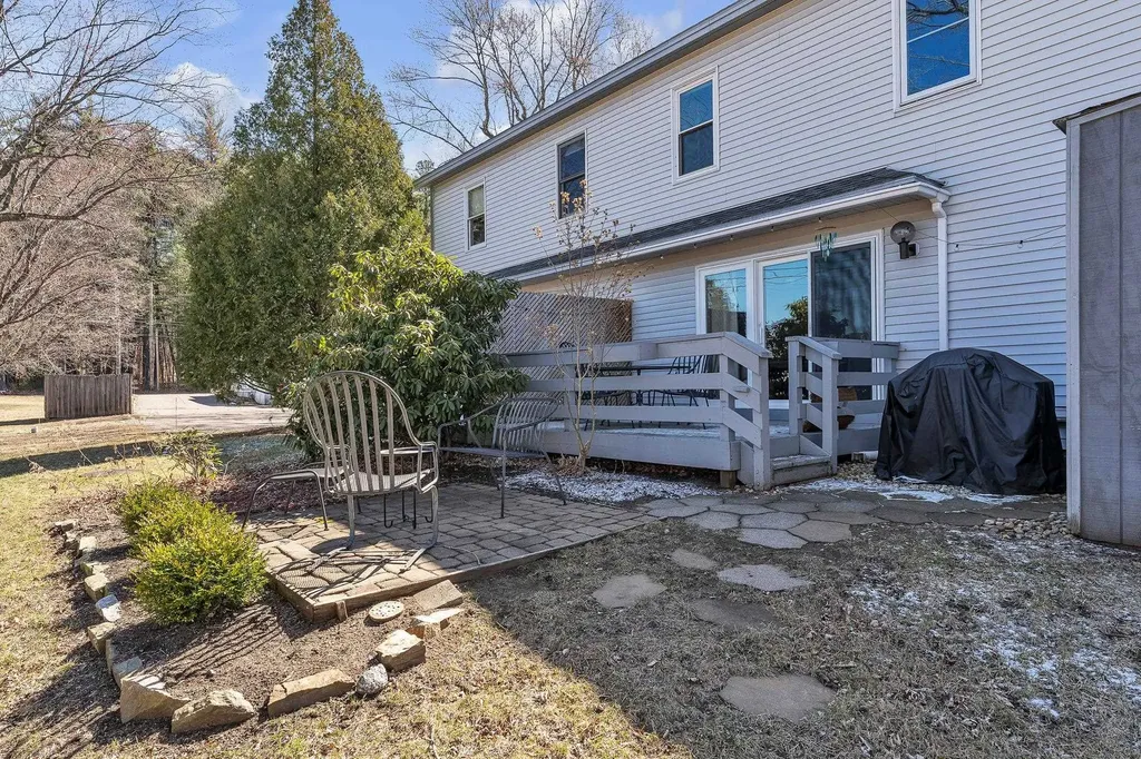 282 Ethan Allen Parkway Burlington VT 05408