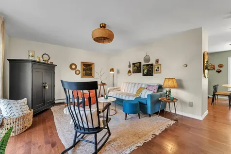 282 Ethan Allen Parkway Burlington VT 05408