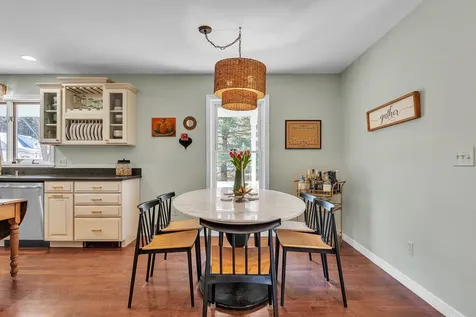 282 Ethan Allen Parkway Burlington VT 05408