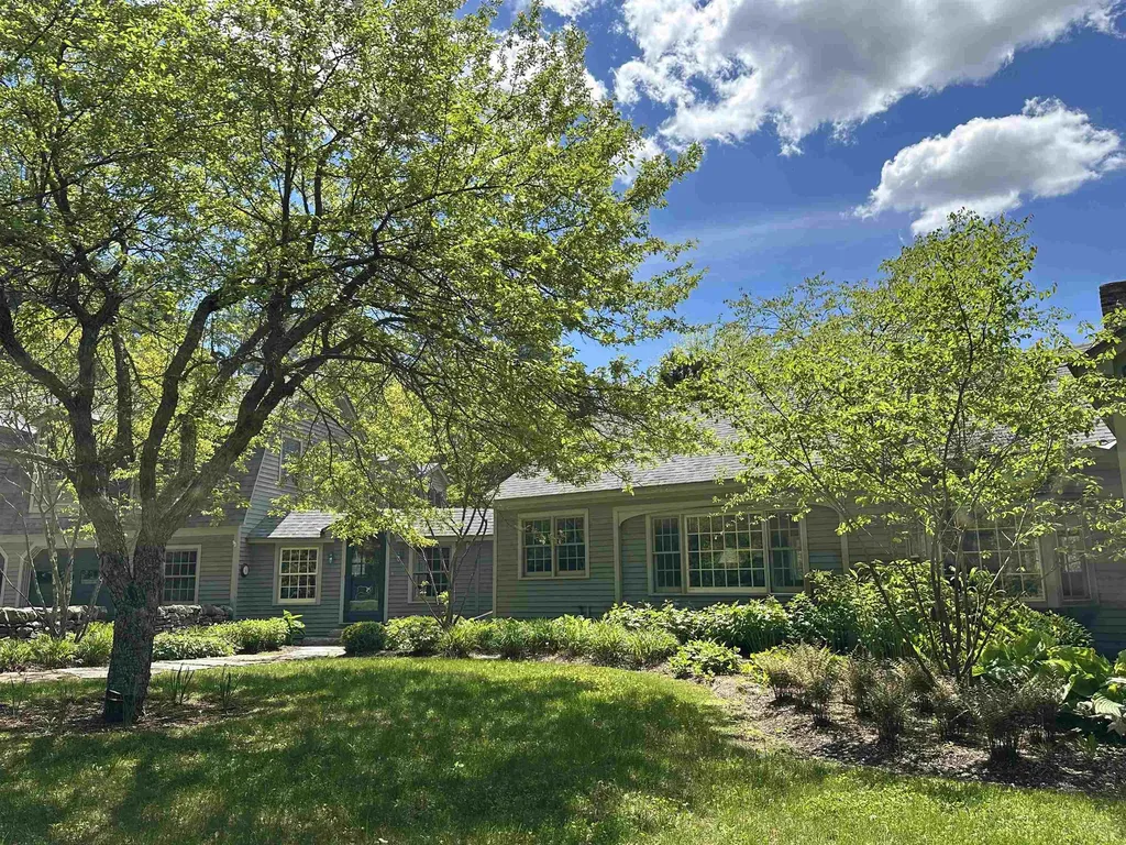 49 Burton Road Weston VT 05161