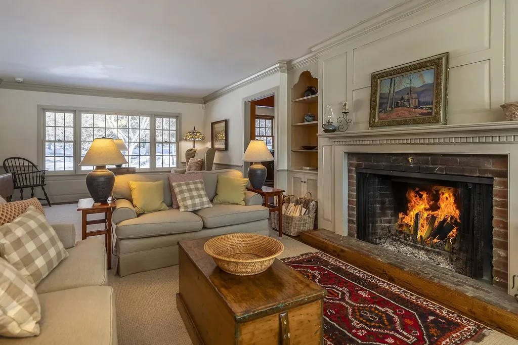 49 Burton Road Weston VT 05161