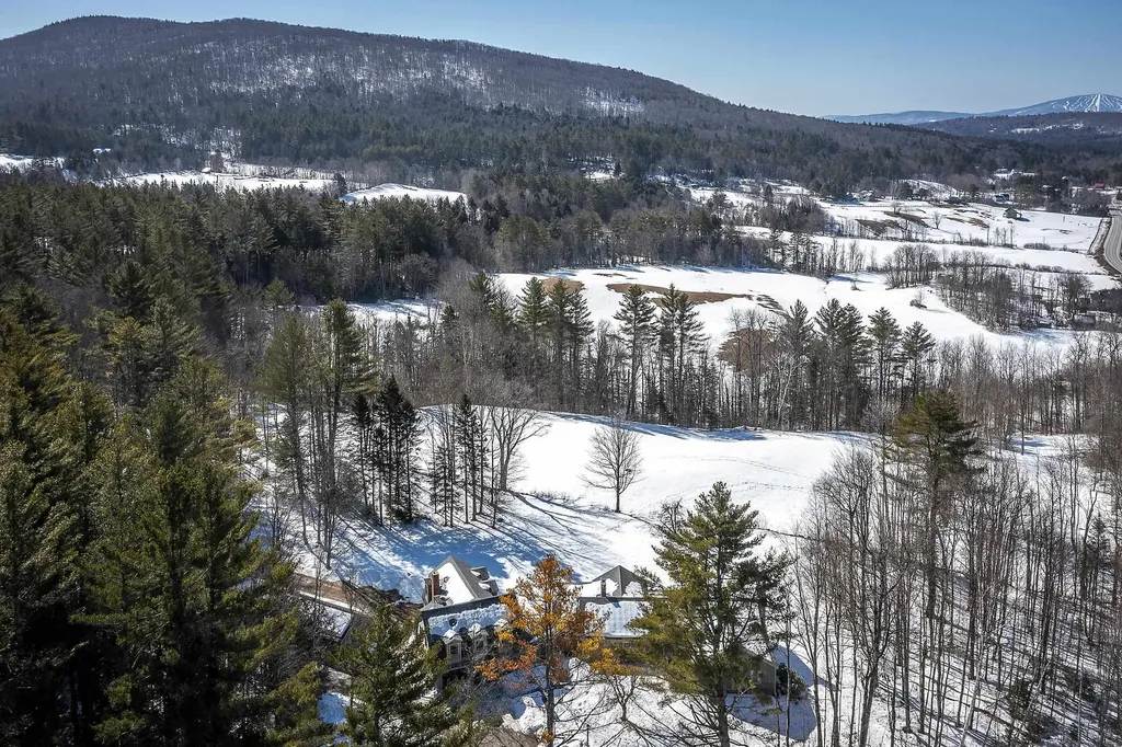 49 Burton Road Weston VT 05161