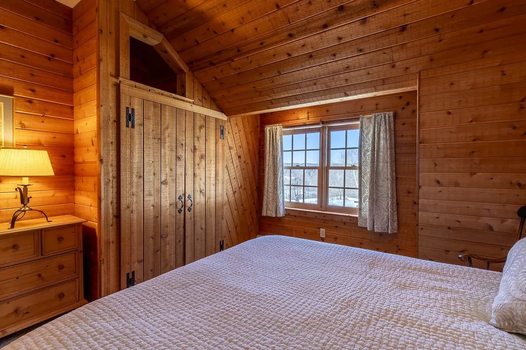 49 Burton Road Weston VT 05161