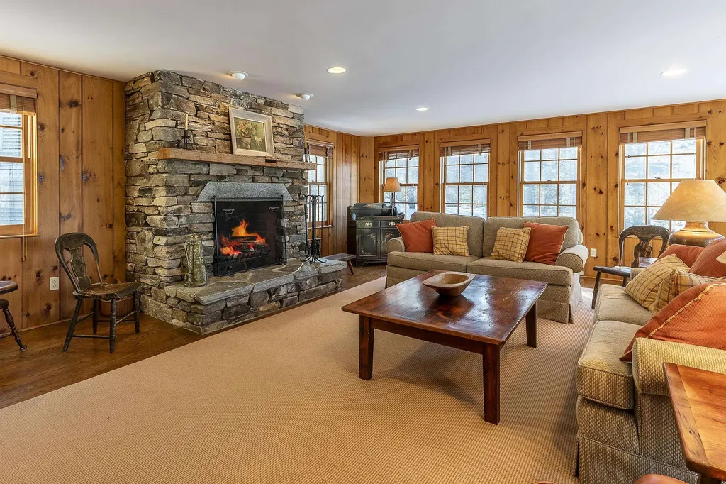 49 Burton Road Weston VT 05161