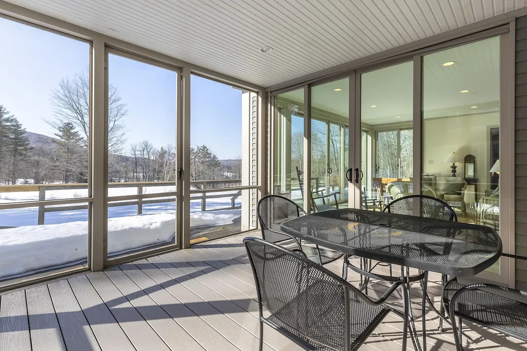 49 Burton Road Weston VT 05161