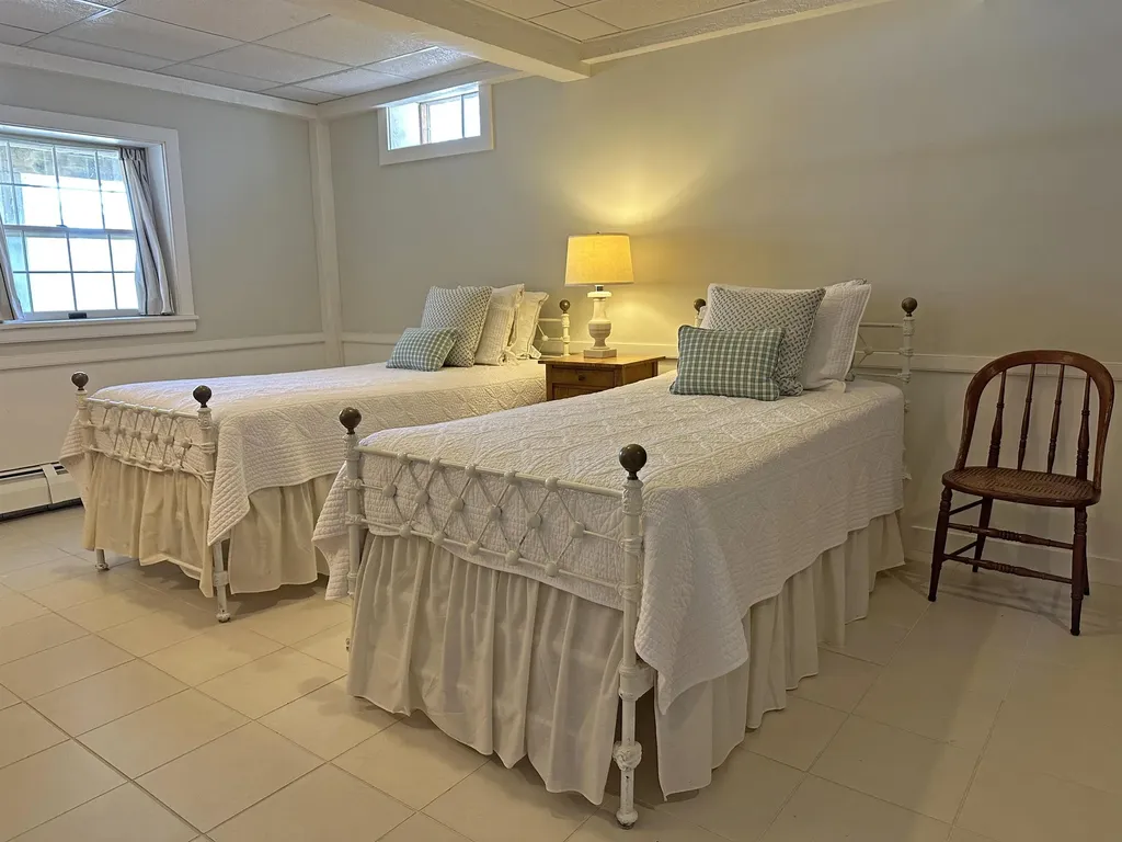 49 Burton Road Weston VT 05161