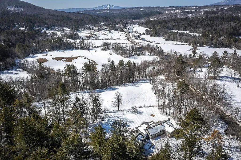49 Burton Road Weston VT 05161