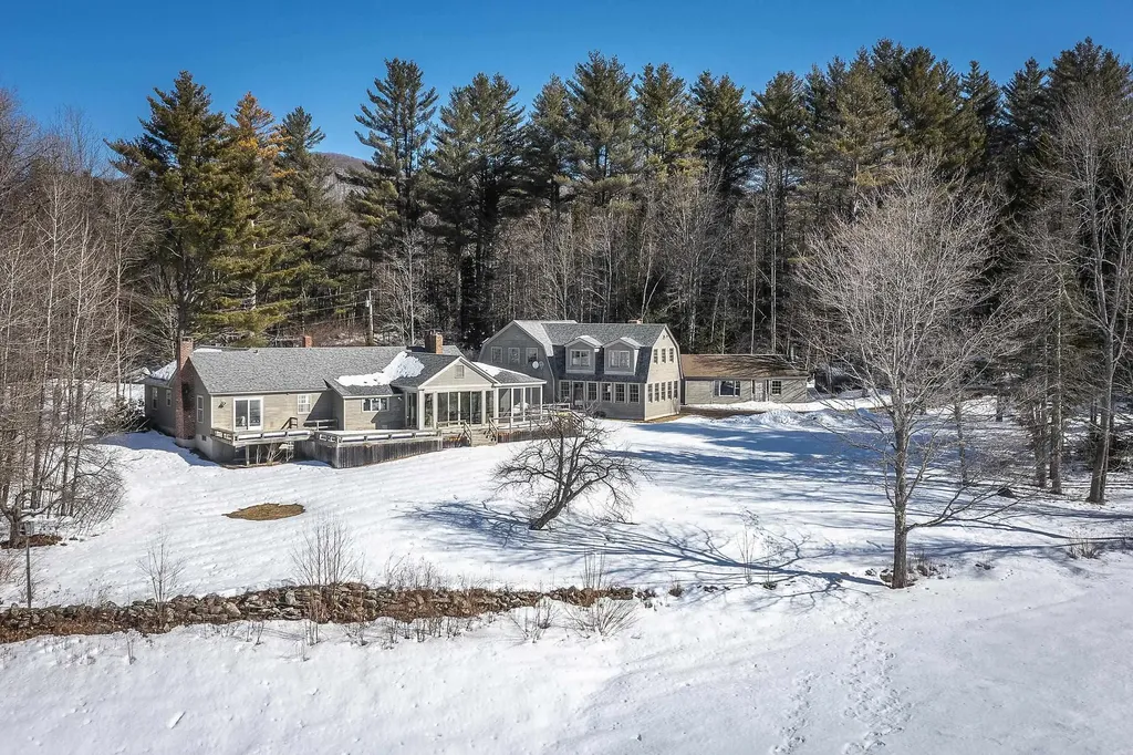 49 Burton Road Weston VT 05161