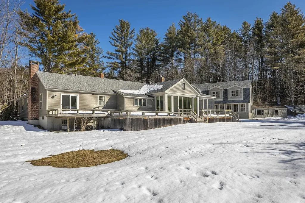 49 Burton Road Weston VT 05161