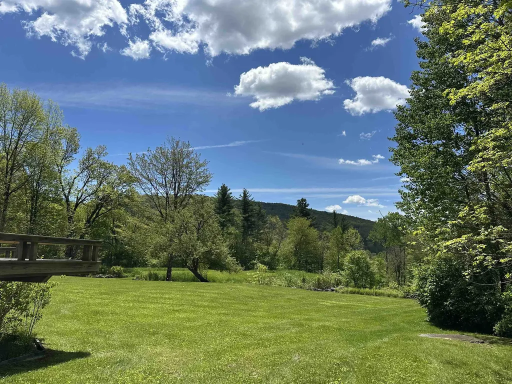 49 Burton Road Weston VT 05161