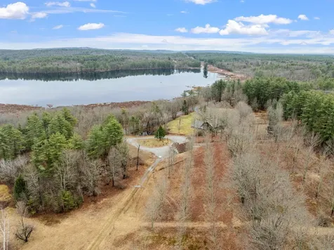 105 Oak Hill Road Concord NH 03301
