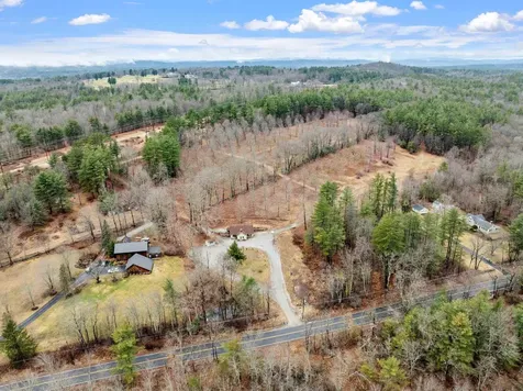 105 Oak Hill Road Concord NH 03301