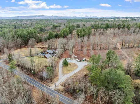 105 Oak Hill Road Concord NH 03301