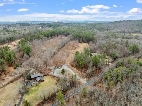 105 Oak Hill Road Concord NH 03301