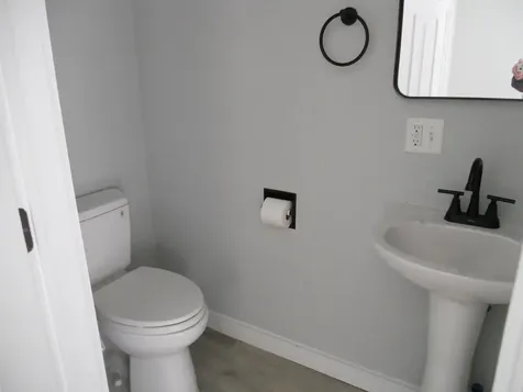 12 Lea Street Claremont NH 03743
