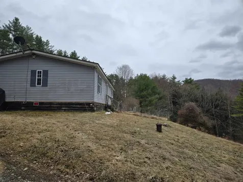 4508 Vt Route 131 Weathersfield VT 05151