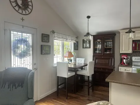 30 Hummingbird Lane Hillsborough NH 03244