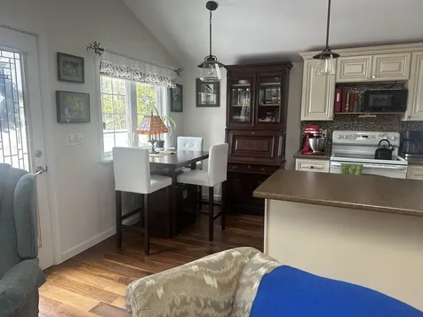 30 Hummingbird Lane Hillsborough NH 03244