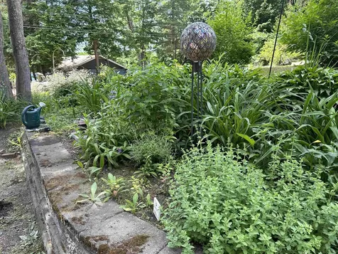 30 Hummingbird Lane Hillsborough NH 03244