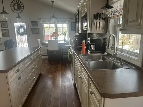 30 Hummingbird Lane Hillsborough NH 03244