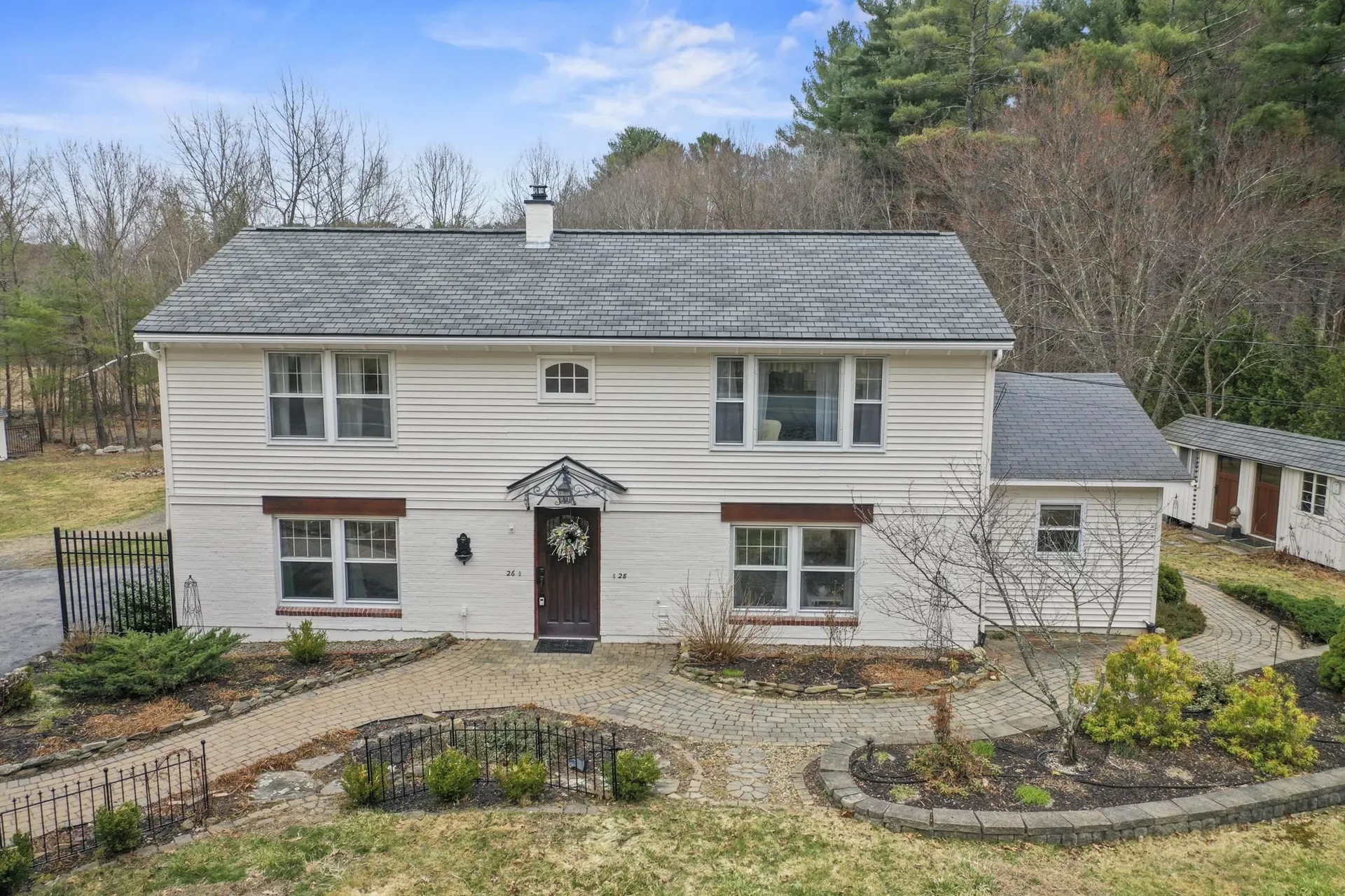 26-28 South Road Londonderry NH 03053