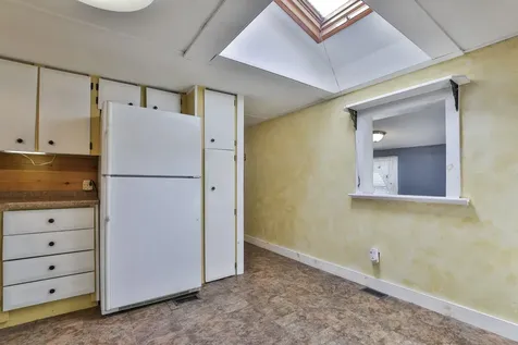 13 Satin Avenue Nashua NH 03062