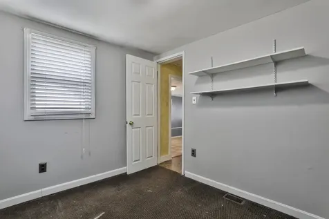 13 Satin Avenue Nashua NH 03062