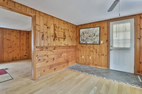 13 Satin Avenue Nashua NH 03062