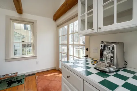 6 Old Coach Road New Boston NH 03070