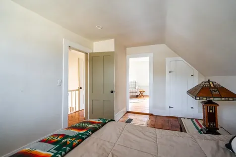 6 Old Coach Road New Boston NH 03070