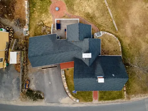 6 Old Coach Road New Boston NH 03070