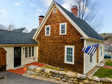 6 Old Coach Road New Boston NH 03070