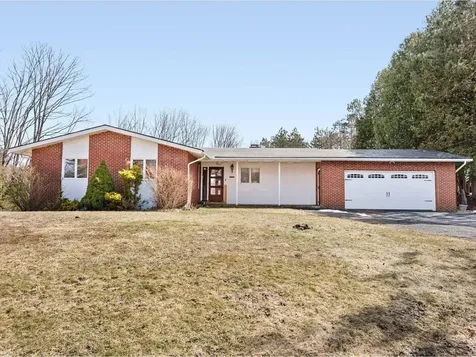 32 Hackamore Road Montpelier VT 05602