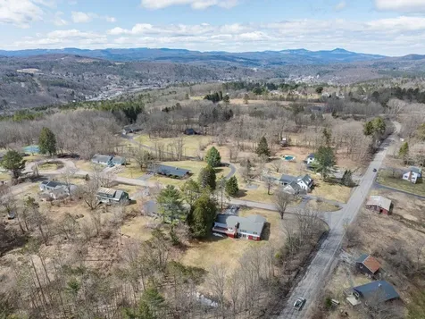 32 Hackamore Road Montpelier VT 05602