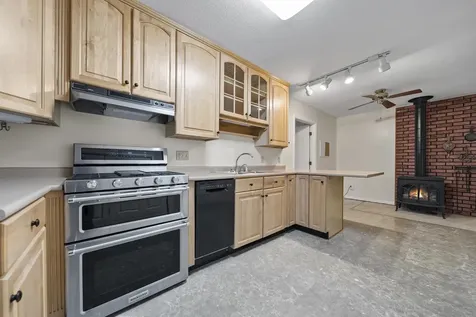 21 Revere Drive Hinsdale NH 03451