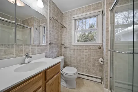 21 Revere Drive Hinsdale NH 03451