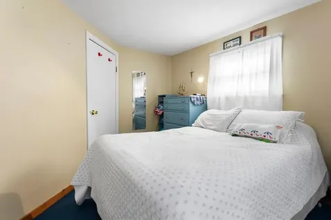 84 Acorn Road Hampton NH 03842