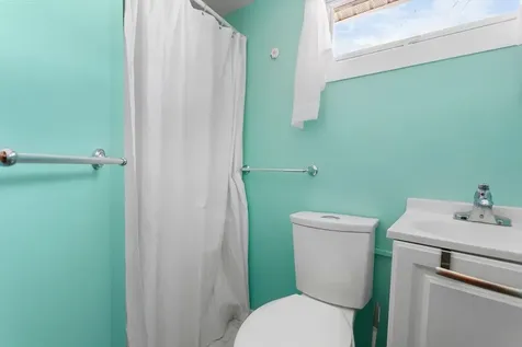 84 Acorn Road Hampton NH 03842